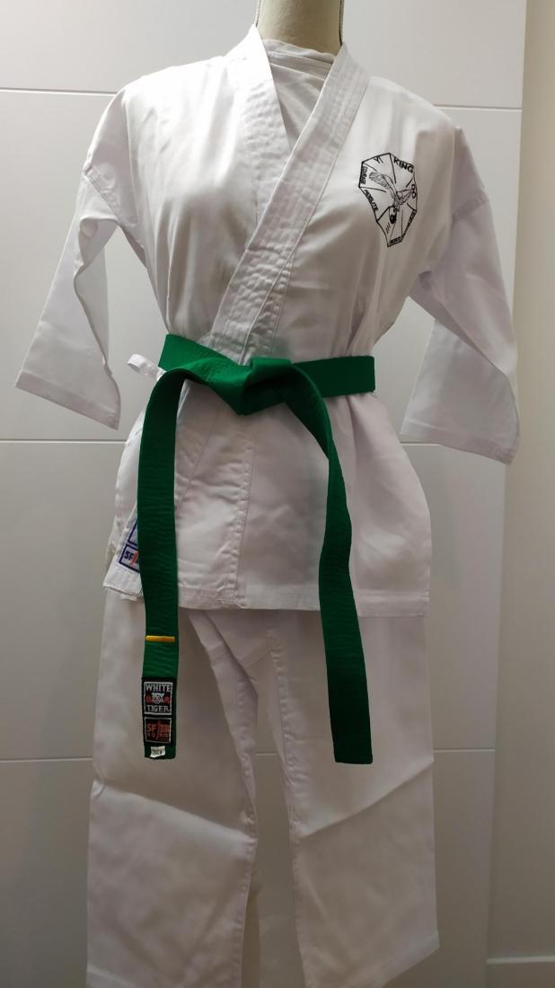 Kimono blanc brodé
